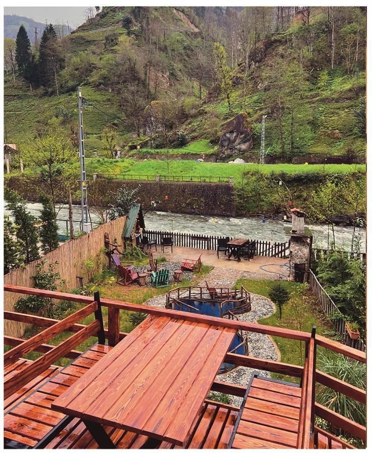 Afara Bungalows Otel & Cafe リゼ エクステリア 写真